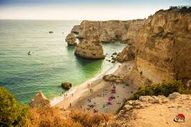 A tenger és a park között lévő hotel erkélyéről jóval kényelmesebben csodálhatjuk meg a. Del Portugalia A Lenyugozo Algarve Utaznimentunk Hu