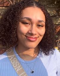 Dannelle you are a natural beauty but how gorgeous is your new colour 🥰 ✨