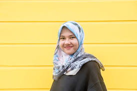 Nah, salah satu cara berpenampilan menarik untuk wanita yang satu ini mungkin cocok untuk anda lakukan. 10 Merk Kerudung Segi Empat Terbaik Terbaru Tahun 2021 Mybest