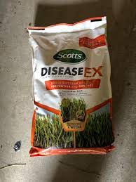 Scott's diseaseex lawn fungicide offers a formula to cover a wide range of problem lawn diseases. Scotts Diseaseex Lawn Fungicide 10 Lbs 5 000 Sq Ft Walmart Com Walmart Com