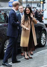 How many people work for the royal family? Princess Diana S Friend Speaks Out After Prince Harry And Meghan Markle Step Back Hello