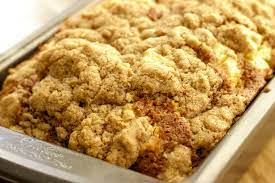 In a large bowl, combine the flour, sugar, baking powder, cinnamon, salt and nutmeg. Cream Cheese Streusel Pumpkin Bread The Latina Homemaker