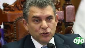 Autoridad de control del Ministerio Público suspende por 8 meses al fiscal Rafael  Vela