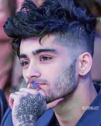 وكان همه الدائم طيلة حياته معالجة قضايا. Zayn Malik Take That Focus On Me To Focus