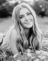 Kara Wilhelm's Instagram, Twitter & Facebook