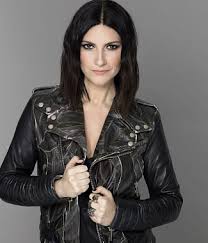 It's sentimental music, without every song being super slow and dramatic. Laura Pausini Klaviernoten Auf Note Store De