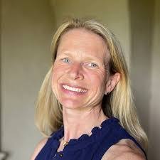 Elise Morgan's Instagram, Twitter & Facebook