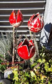 Ohne Titel Garden Art Sculptures Art Garden Ohne Sculptures Titel Art A Garden Is Far More Th In 2020 Metall Gartenkunst Keramik Blumen Keramik Projekte