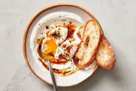Creamy, Spicy Poached Eggs for an Easy Sunday Morning - The New York Times