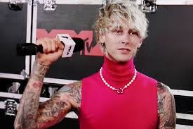 Machine Gun Kelly Wants To Know Why Men Are Scared To Wear Pink Born in houston texas, he started off his career as a teen, releasing his first mixtape back in 2006. machine gun kelly wants to know why men