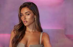 But gen z seems to love her and praise her so much. Madison Beer Fronts New Morphe Collection Wwd