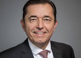 Michael Hilpert bleibt Präsident des ZVSHK