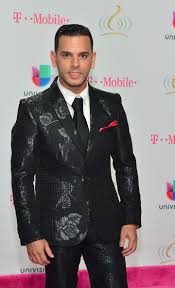 Comment must not exceed 1000 characters. Tito El Bambino Y Farruko Celebran El Amor Propio Y La Magia Del Reggae Diario Paradigma
