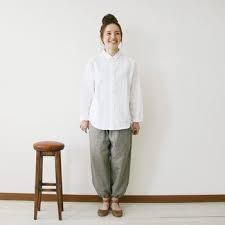 自分好みのサイズと丈感でリラックス おしゃれな もんぺ をハンドメイドしよう キナリノ スタイル 春服 ファッションアイデア