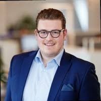 Sie suchen eine berufliche herausforderung und wollen ihren erfolgreichen berufsweg in einer zukunftsorientierten bank fortsetzten? Jonas Link Privatkundenberater Vr Bank Tubingen Eg Linkedin