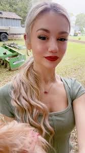 Haley Barrett's Instagram, Twitter & Facebook