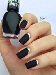 Nageldesign Schwarz Matt Und Silver Top Nageldesign Matter Nagellack Nagellackfarbe