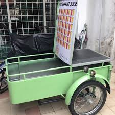 It has features such as the cabin, which suits it to transport goods. Cart Roda Tiga Untuk Dijual Motorbikes On Carousell