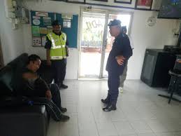 Pondok polis komuniti desa jaya no.53, jalan lembah 18, taman desa jaya, 81100, johor bahru. Air Sungai Pokok Jadi Penyelamat