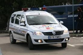 Calandra cromata associata alla firma luminosa dacia, barre portatutto: Local Daciile Logan Mcv Ale Politiei Au Costat Intre 50000 Si Peste 70000 De Euro Bucata Monitorul De Suceava Vineri 21 Septembrie 2018