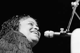 Katie Webster's Instagram, Twitter & Facebook