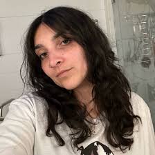 Does anyone else have a favorite villager that they feel isn't very  popular? I don't ever see people talking about Frank but I love him 💚 here  we are in his house