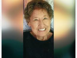 Phyllis Mclean's Instagram, Twitter & Facebook