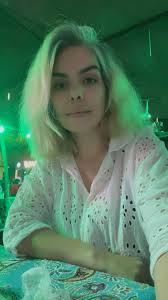 باشد که امسال در جدال گریه و خنده،غم در این حوالی نماند… ۱۱/آذر/💫🍃