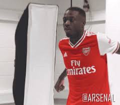 Whether you join us for dinner, brunch or lunch, you'll enjoy handmade pastas, the highest quality meats, fresh fish, vibrant salads and tantalizing appetizers. Nicolas Pepe Gifs Get The Best Gif On Giphy
