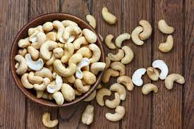 Can Dogs Eat Cashews Are Cashews Bad For Dogs Are Cashews Safe For Dogs