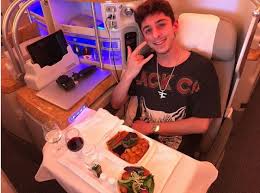 How much does faze rug make a year. Faze Rug Bio Wiki Net Worth Dating Girlfriend Gay Age Height