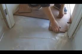Installing A Laminate Floor Around The Door Frame Door Jamb In Hallway Mryoucandoityourself Youtube Laminate Flooring Installing Laminate Flooring Door Frame