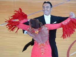 Voir plus d'idées sur le thème piste de danse, deco mariage, idées de mariage. Janze Apprendre A Danser Avec Francisco Fonseca Rennes Maville Com