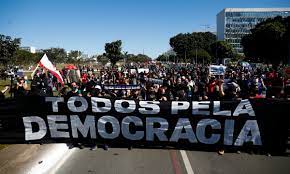 Manifestações contra bolsonaro em brasília foto: Brasilia E Palco De Manifestacao Contra Bolsonaro Cartacapital