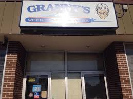 What are c w's country kitchen hours of operation for today? Granny S Country Kitchen In Justice Restaurant Menu And Reviews