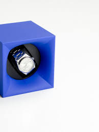Pour une montre avec pdl je pense que ça peut être pratique car la pdl semble fastidieuse à règler. Remontoir Swiss Kubik Startbox Noir Watchwinder Par Ohselection