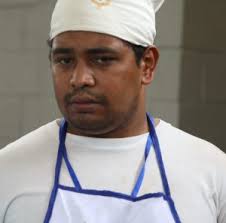 Vendedores hicieron su septiembre en el Estadio Nacional, en desfiles del  197° aniversario de Independencia