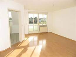 Ob sich alle kriterien erfüllen lassen, hängt von der höhe der persönlichen ansprüche und von der wohnsituation in der stadt ab. 3 Zimmer Wohnung Zu Vermieten Zeisigweg 14 95030 Hof Innenstadt Mapio Net