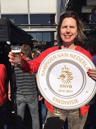 Cora van nieuwenhuizen is minister of infrastructure and water management. Dolgelukkig Feyenoord Is Kampioen Cora Van Nieuwenhuizen Facebook