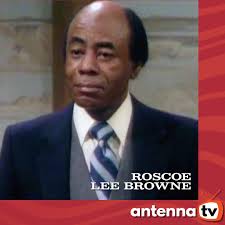 On this day in 1922, Roscoe Lee Browne was born. You can watch him play  Saunders
