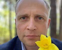 Born march 21, 1972) is a polish actor. Piotr Adamczyk Kim Jest Jego Zona Czym Sie Zajmuje Obcas Pl