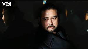 In 2007, he became the first foreigner to lead a unit of the indian. The Source Of Wealth Of The Prince Of Johor Tunku Ismail Sultan Ibrahim Who Immediately Bought The Valencia Club