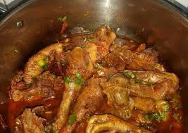 Once chicken is cooked, taste and add salt if necessary. How To Make Quick Stewed Kienyeji Chicken Recette