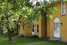 Prices, pics & floorplans · new listings daily · see top apartments Townhomes Close To Algonquin College West Ottawa Area Amesbrooke Townhomes Paramount Properties