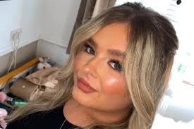 Woman, 24, attacked by drunk 'girl gang' in terrifying invasion called 999  only to be told it was NOT an emergency