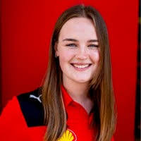 Lauren Holsinger's Instagram, Twitter & Facebook