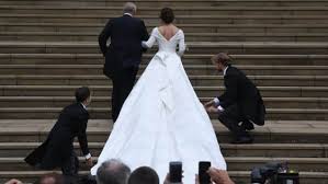 Das brautkleid von prinzessin eugenie. So Schon Sieht Prinzessin Eugenie Bei Ihrer Hochzeit Aus