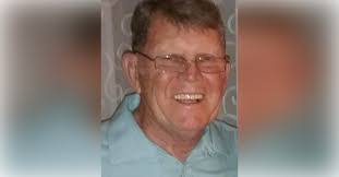 Cari Henry's Instagram, Twitter & Facebook