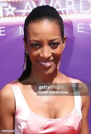 2 648 photos et images haute résolution de Shaun Rose