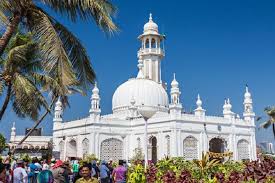 Weekend Getaways From Mumbai Within 300 Km Near Mumbai Weekend Destinations In 2020 Mumbai Tourist Best Weekend Getaways India Tourist
